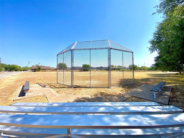 5106 Stoneridge Drive, Granbury, TX 76048