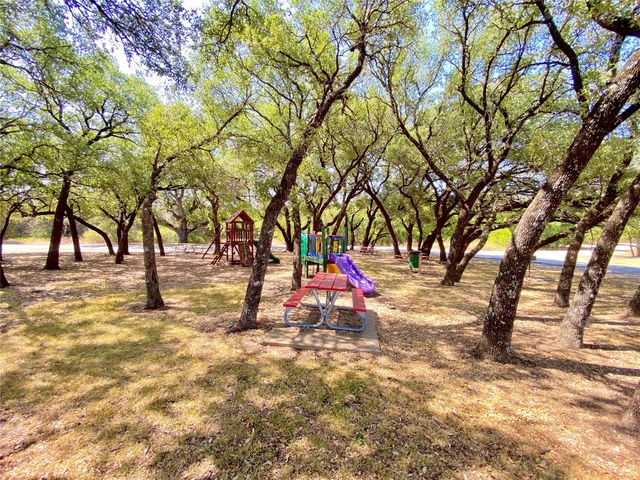 5106 Stoneridge Drive, Granbury, TX 76048