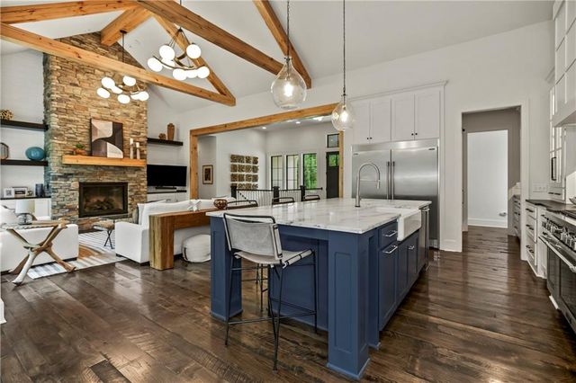 4951 NW Canyon Road, Lee's Summit, MO 64064