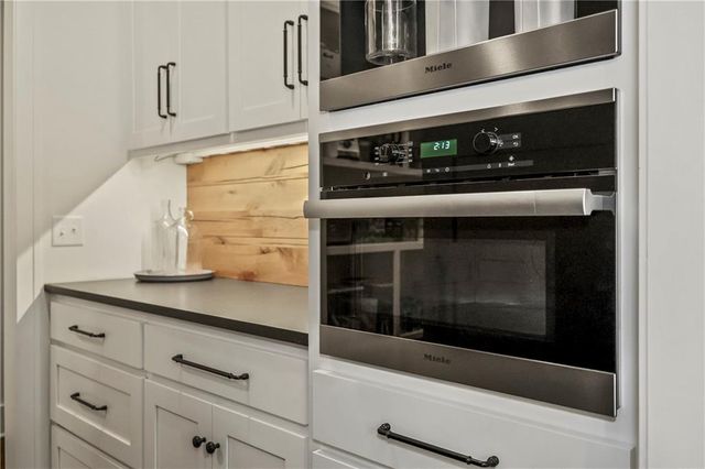 4951 NW Canyon Road, Lee's Summit, MO 64064