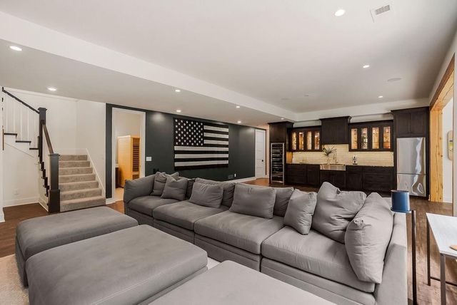 4951 NW Canyon Road, Lee's Summit, MO 64064