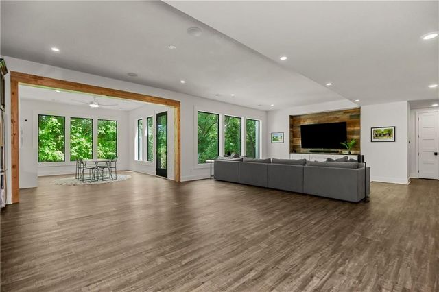 4951 NW Canyon Road, Lee's Summit, MO 64064