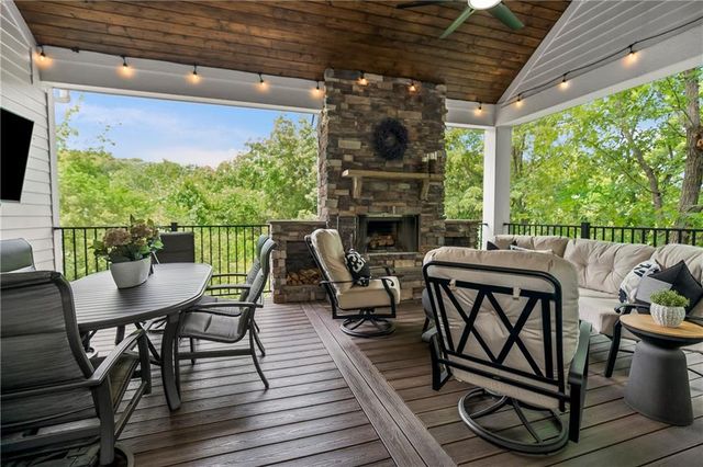 4951 NW Canyon Road, Lee's Summit, MO 64064