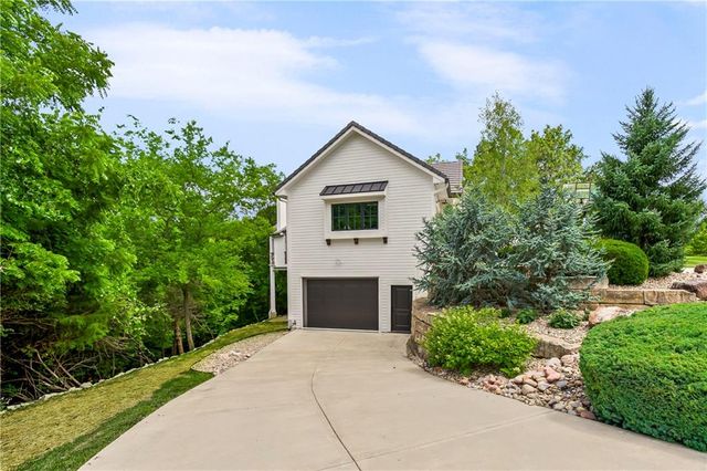 4951 NW Canyon Road, Lee's Summit, MO 64064