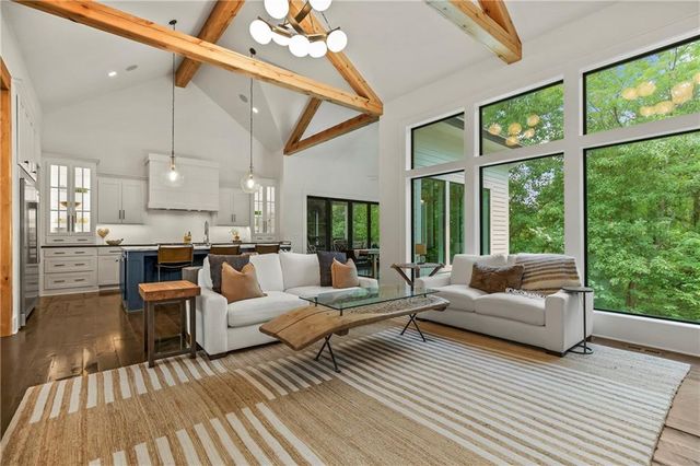 4951 NW Canyon Road, Lee's Summit, MO 64064