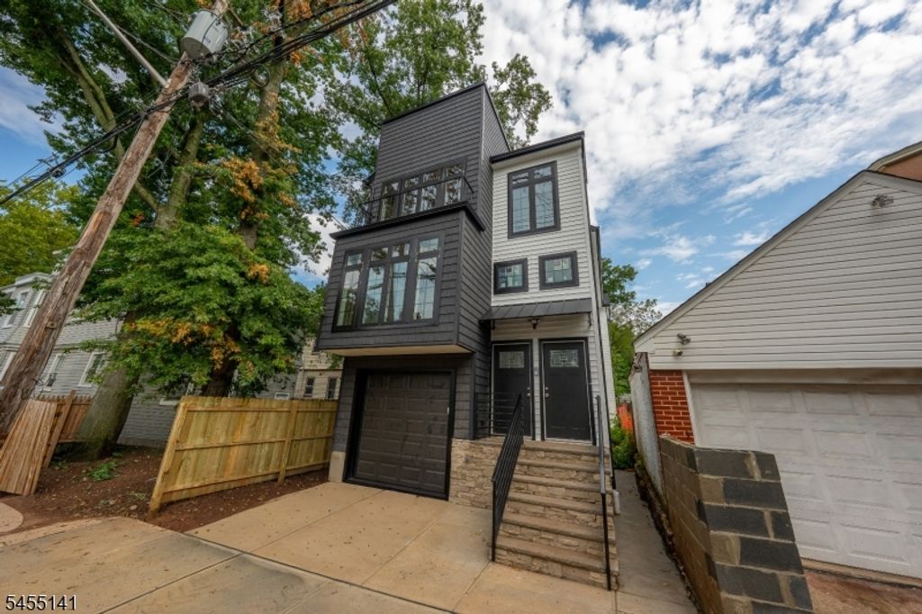 259 Madison Ave, Newark City, NJ 07108 — photo 2
