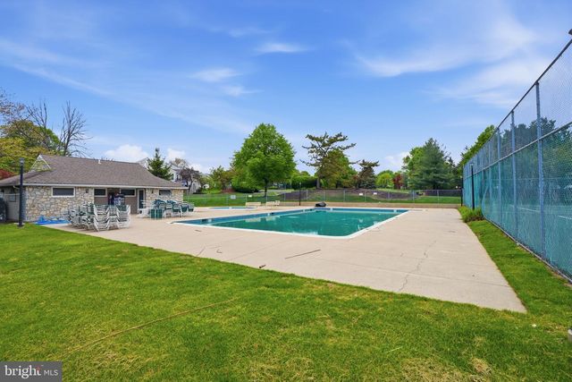 2303 BENNETT PL, Southampton, PA 18966