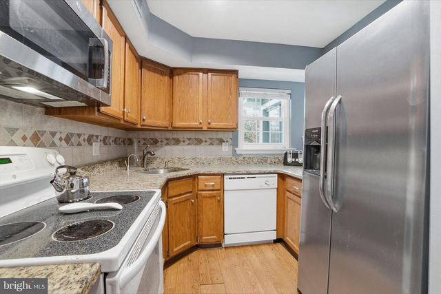 2303 BENNETT PL, Southampton, PA 18966