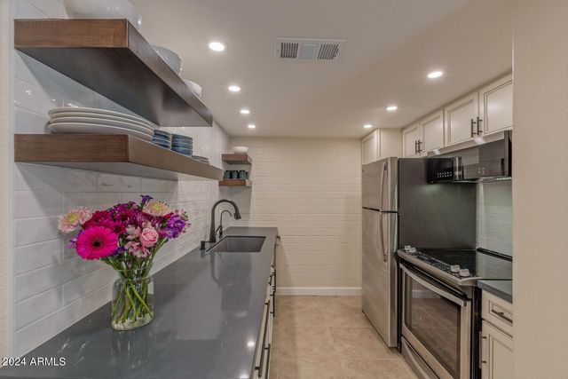 7809 E VALLEY VISTA Drive, Scottsdale, AZ 85250