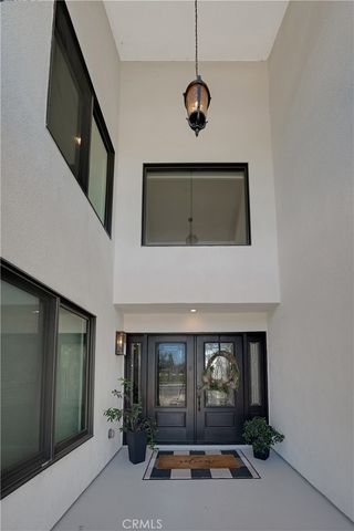 1827 Mariners Drive, Newport Beach, CA 92660