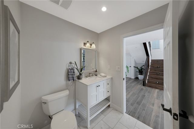 1827 Mariners Drive, Newport Beach, CA 92660