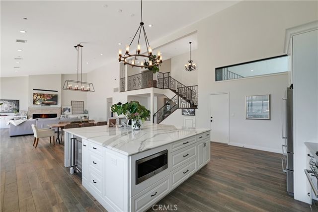 1827 Mariners Drive, Newport Beach, CA 92660