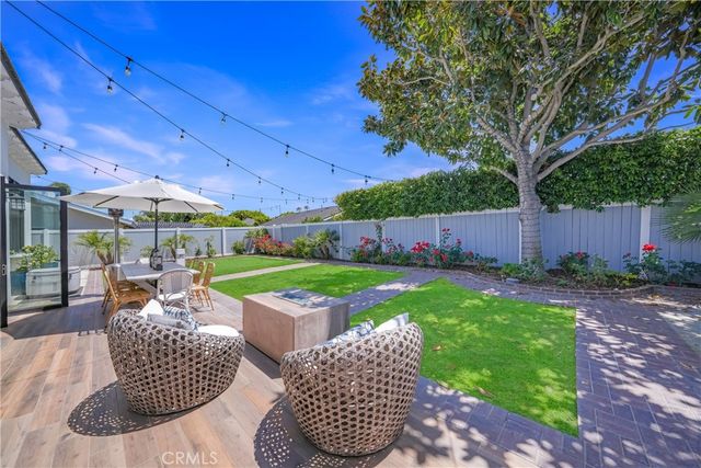 1827 Mariners Drive, Newport Beach, CA 92660
