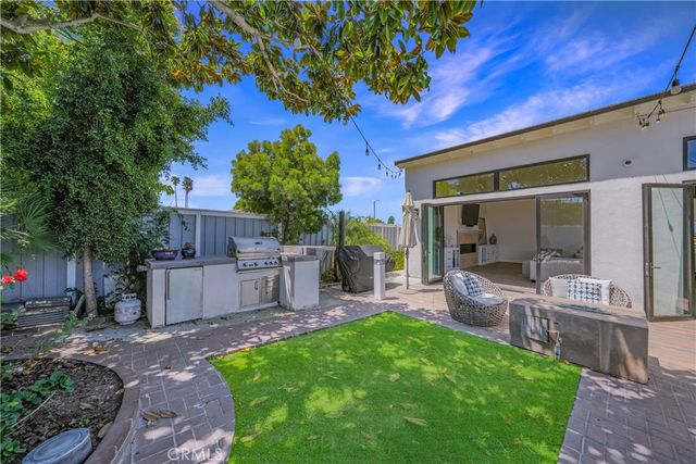 1827 Mariners Drive, Newport Beach, CA 92660