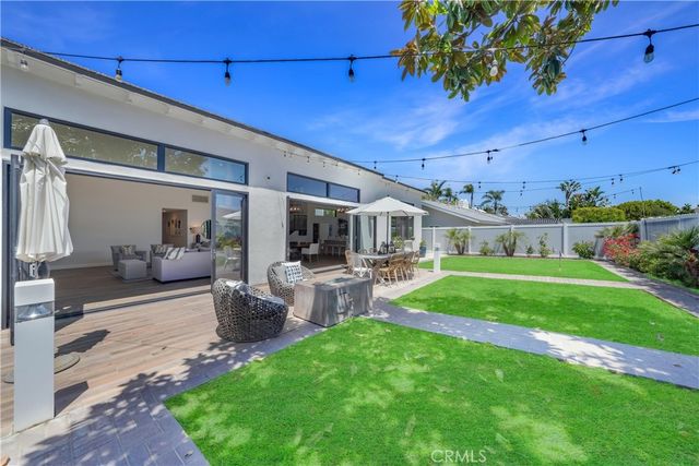 1827 Mariners Drive, Newport Beach, CA 92660