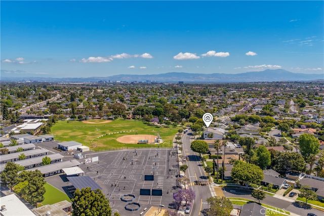 1827 Mariners Drive, Newport Beach, CA 92660