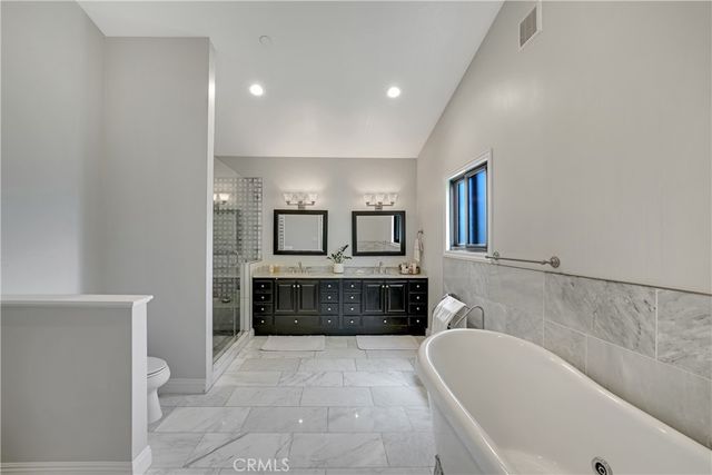 1827 Mariners Drive, Newport Beach, CA 92660