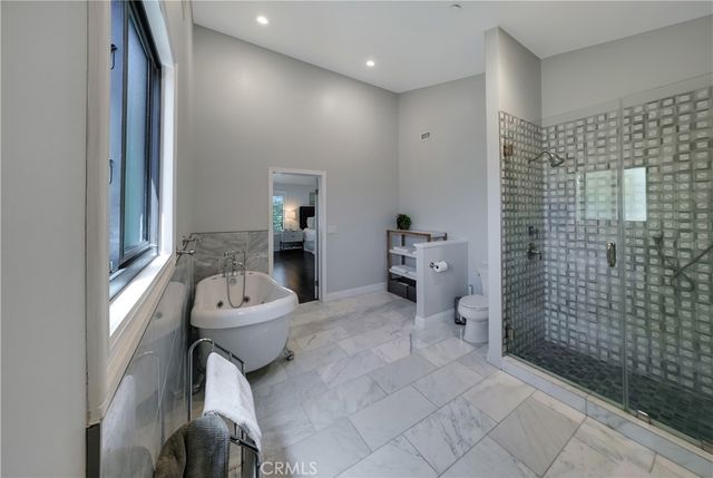 1827 Mariners Drive, Newport Beach, CA 92660