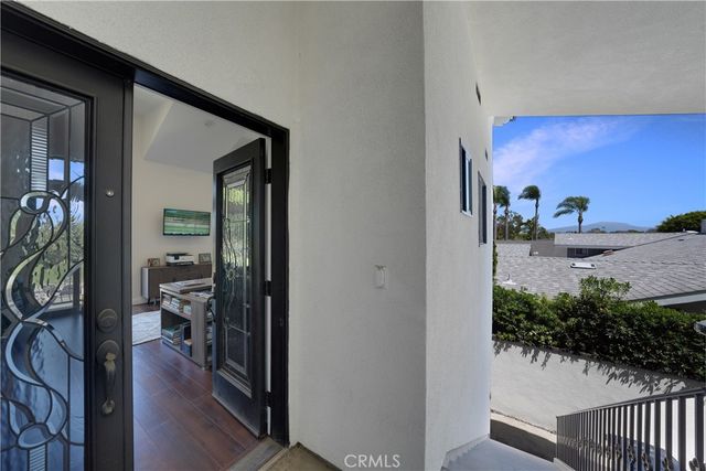1827 Mariners Drive, Newport Beach, CA 92660
