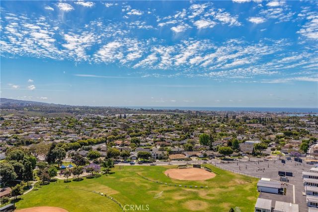1827 Mariners Drive, Newport Beach, CA 92660