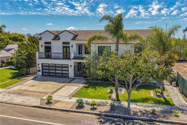 1827 Mariners Drive, Newport Beach, CA 92660