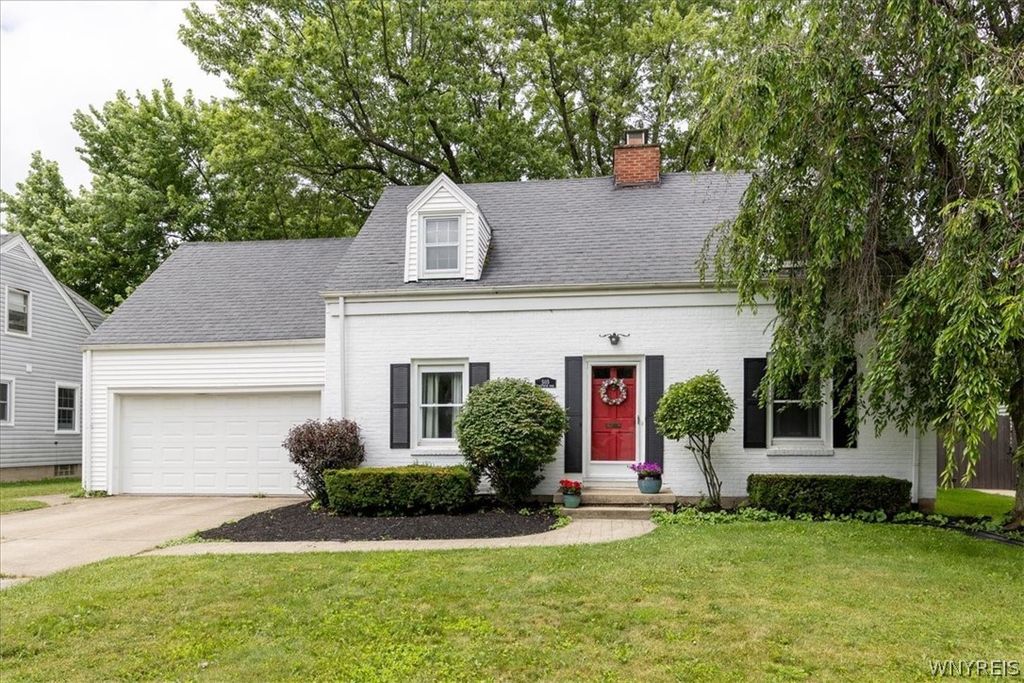 505 Brantwood Road, Amherst, NY 14226