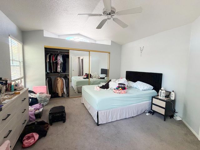 9572 S Coast Ln, Elk Grove, CA 95758