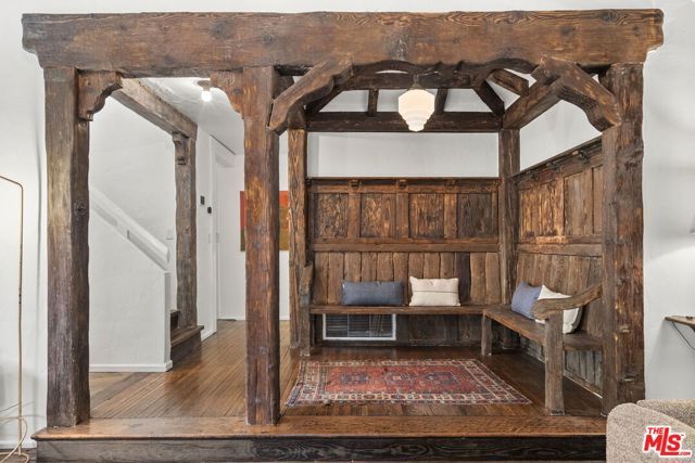 20 Latimer Road, Santa Monica, CA 90402