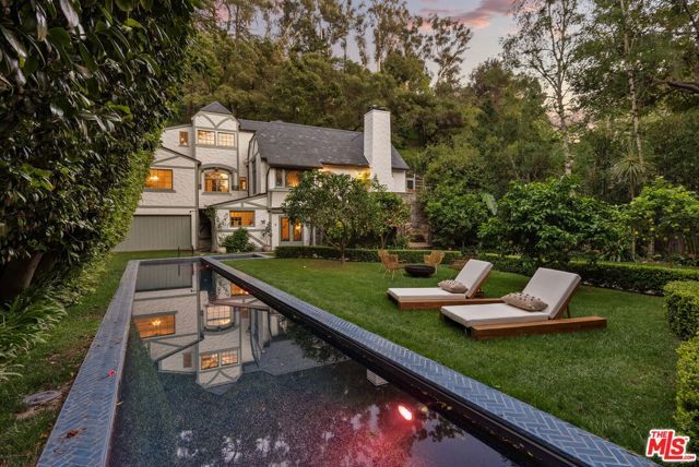 20 Latimer Road, Santa Monica, CA 90402