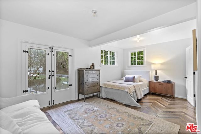 20 Latimer Road, Santa Monica, CA 90402