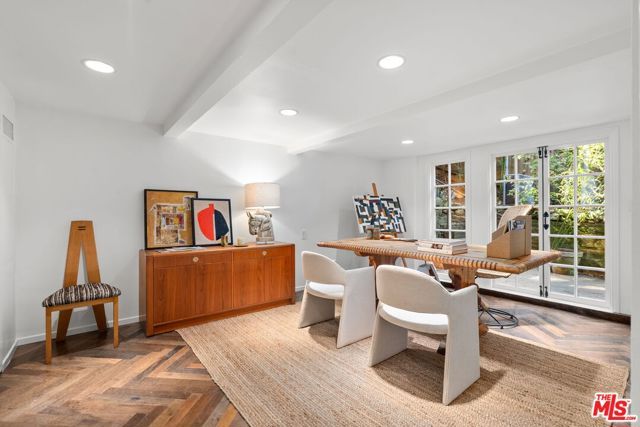 20 Latimer Road, Santa Monica, CA 90402