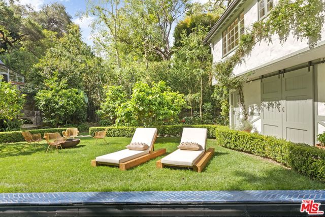 20 Latimer Road, Santa Monica, CA 90402