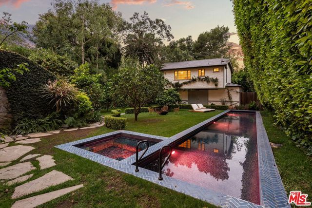 20 Latimer Road, Santa Monica, CA 90402