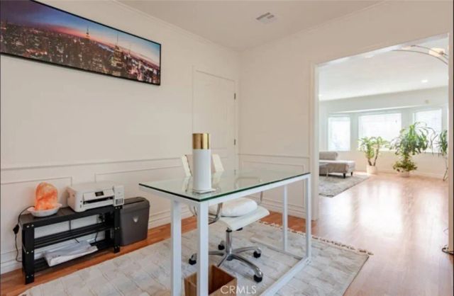 6220 Morella Avenue, North Hollywood, CA 91606