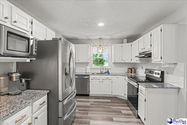 1825 Hickorytree Drive, Hartsville, SC 29550