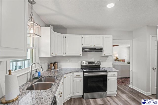 1825 Hickorytree Drive, Hartsville, SC 29550