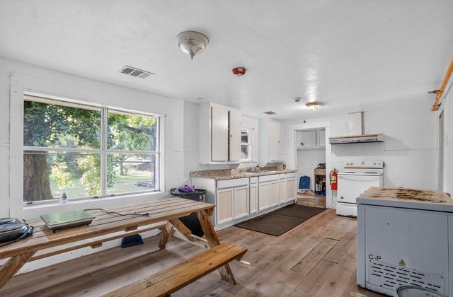 801 Snell Road, Livingston, TX 77351