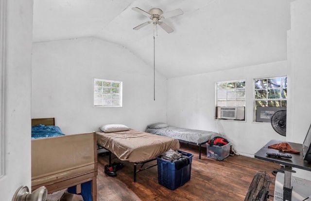 801 Snell Road, Livingston, TX 77351