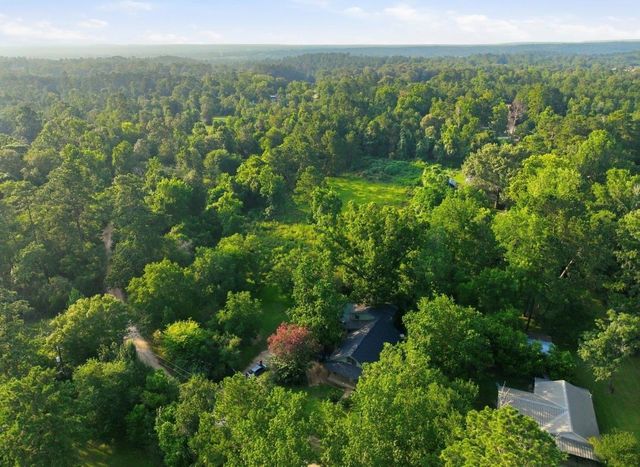 801 Snell Road, Livingston, TX 77351