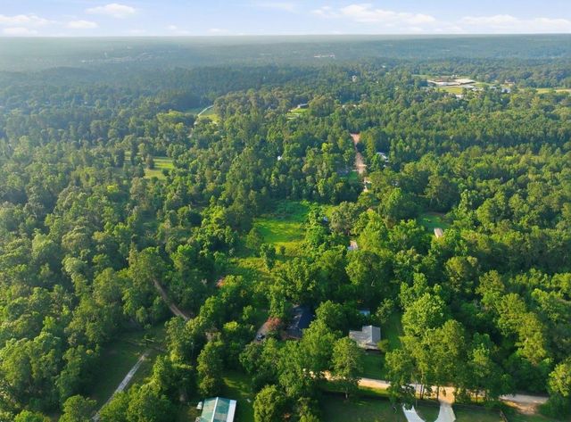 801 Snell Road, Livingston, TX 77351