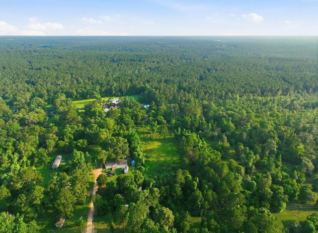 801 Snell Road, Livingston, TX 77351