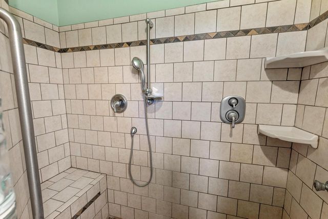 815 Fredonia AVENUE, Fredonia, WI 53021