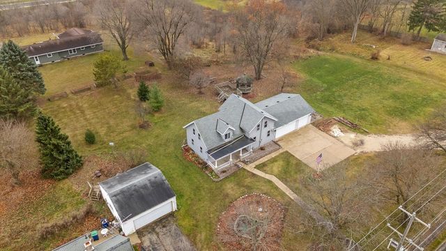 815 Fredonia AVENUE, Fredonia, WI 53021