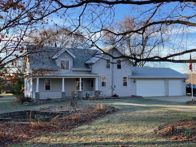 815 Fredonia AVENUE, Fredonia, WI 53021