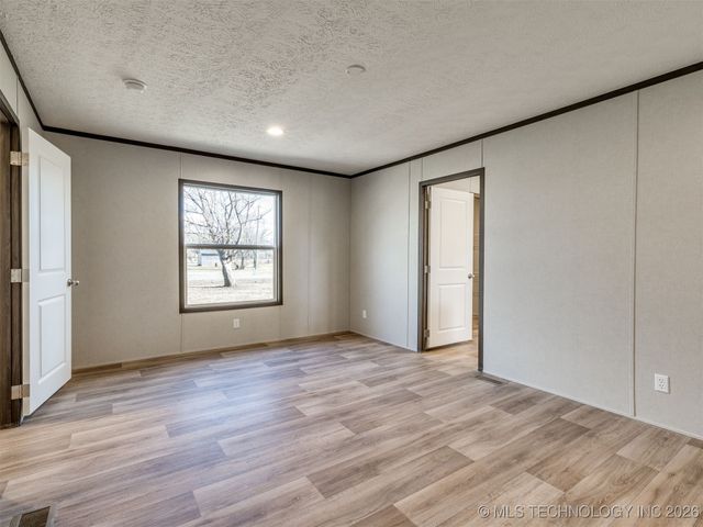 30564 S Peaceful Valley Road, Inola, OK 74036