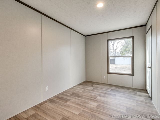 30564 S Peaceful Valley Road, Inola, OK 74036