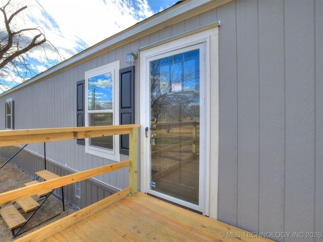 30564 S Peaceful Valley Road, Inola, OK 74036