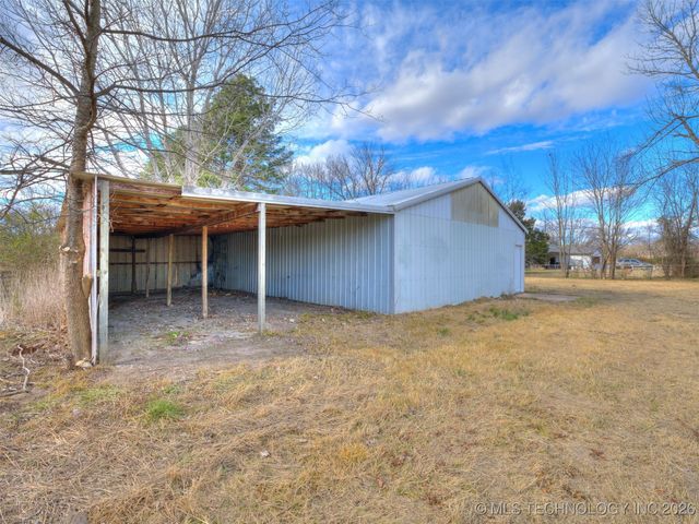 30564 S Peaceful Valley Road, Inola, OK 74036