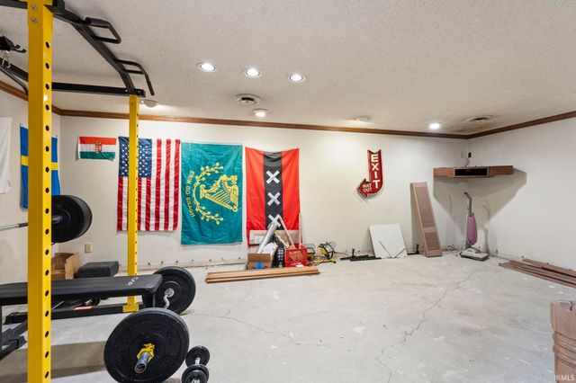 4140 Indiana Avenue, Fort Wayne, IN 46807