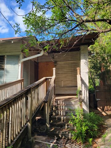 722 E WOODLAWN AVE, San Antonio, TX 78212